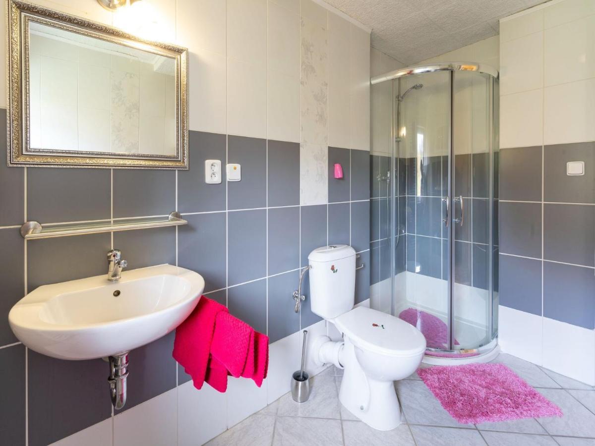 Country Cottage With Sauna And Bubble Bath Kraslice Esterno foto